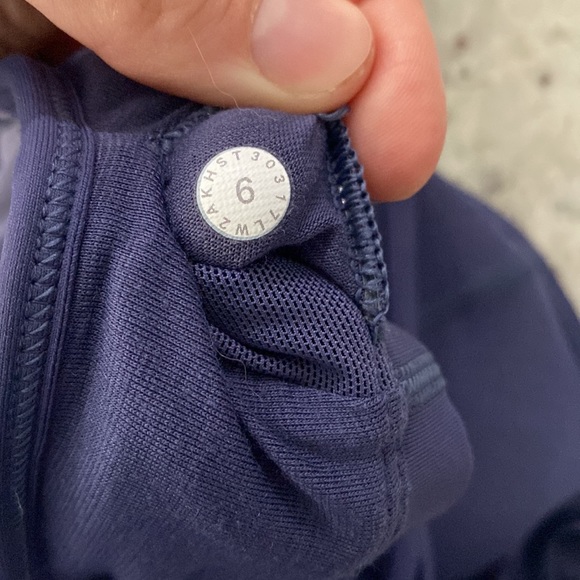 Lululemon Get Set Bra - Picture 3 of 5